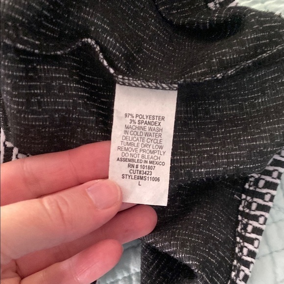 Espresso Black and White Knee-Length Pencil Skirt with Slit - Picture 4 of 4